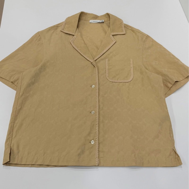 COACH滿版C印提花鉤編飾鈕扣襯衫-6