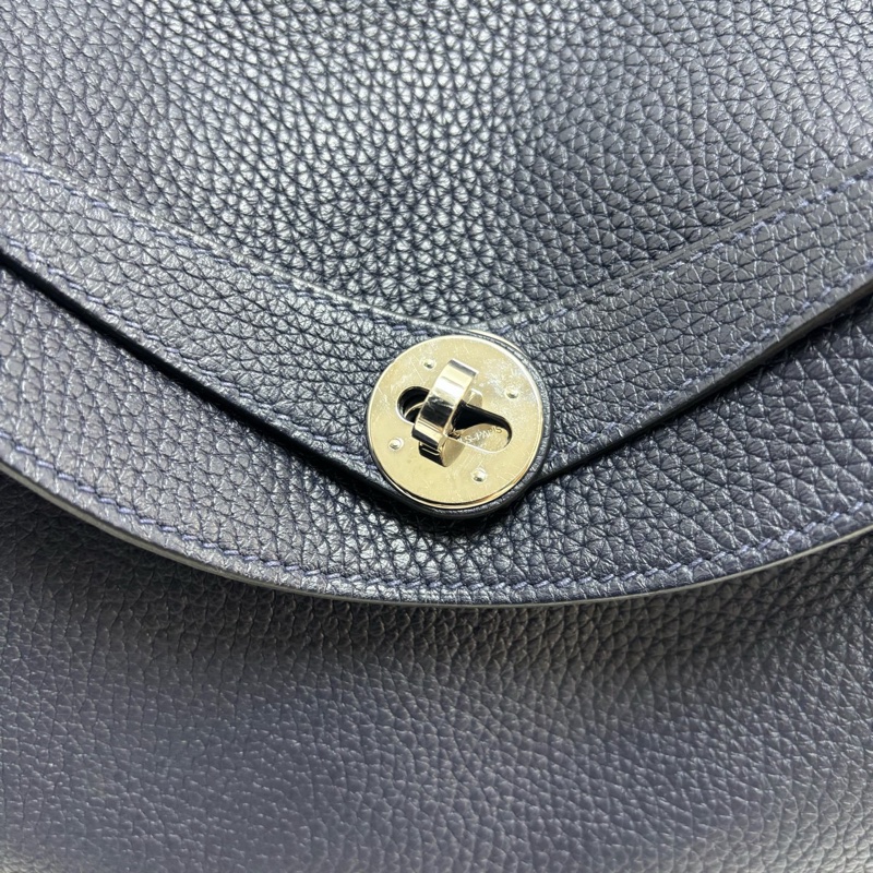 Hermes愛馬仕Lindy30 午夜藍金扣TC皮Z刻尺寸30近黑色-5