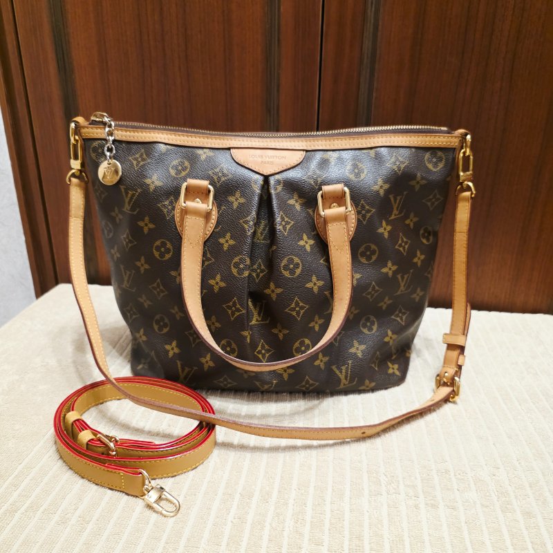 LV Louis Vuitton原花抓皺拉鍊三用水餃包/ M40145手提、肩背，斜跨-0