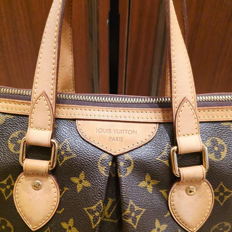 LV Louis Vuitton原花抓皺拉鍊三用水餃包/ M40145手提、肩背，斜跨-9