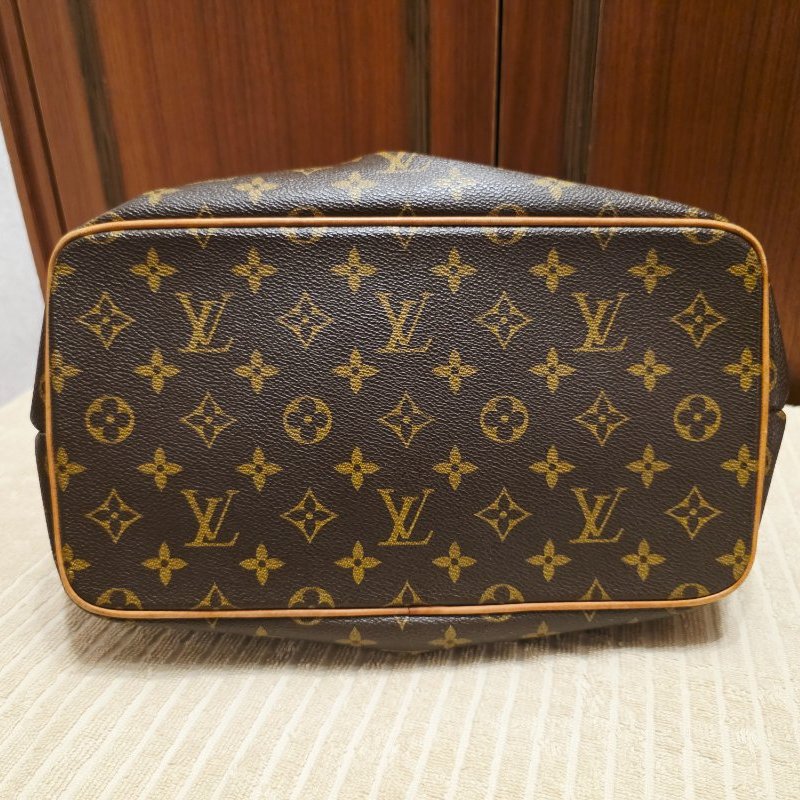 LV Louis Vuitton原花抓皺拉鍊三用水餃包/ M40145手提、肩背，斜跨-23