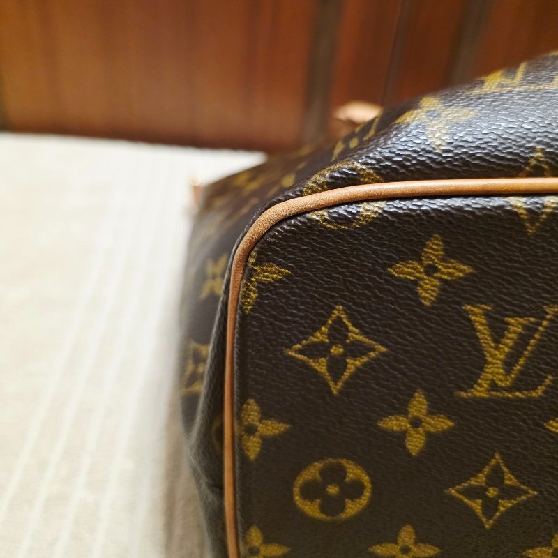 LV Louis Vuitton原花抓皺拉鍊三用水餃包/ M40145手提、肩背，斜跨-24