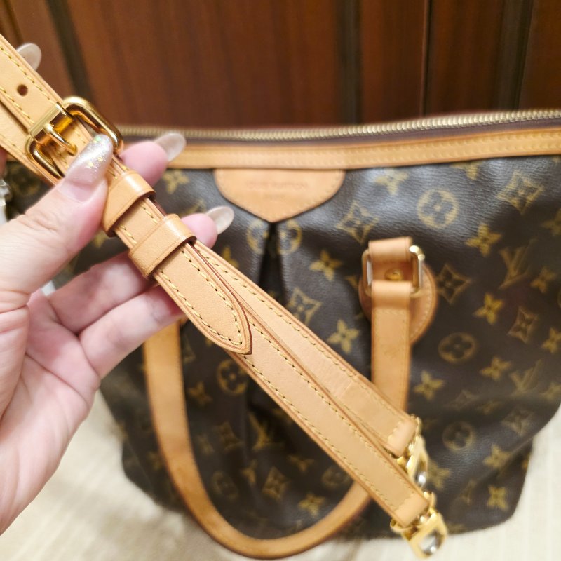 LV Louis Vuitton原花抓皺拉鍊三用水餃包/ M40145手提、肩背，斜跨-48