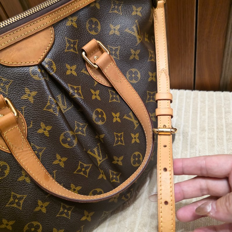 LV Louis Vuitton原花抓皺拉鍊三用水餃包/ M40145手提、肩背，斜跨-54