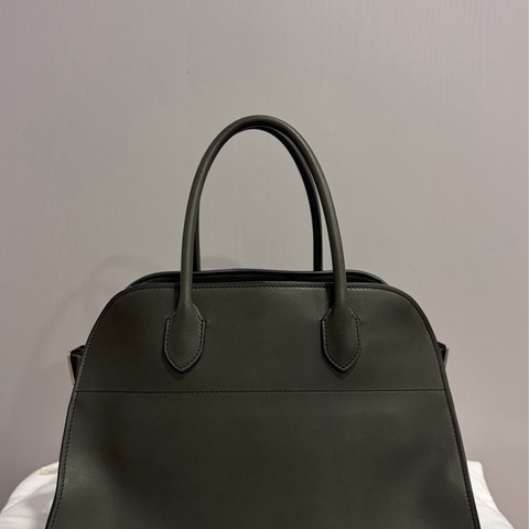 the row Margaux 12 馬鞍皮