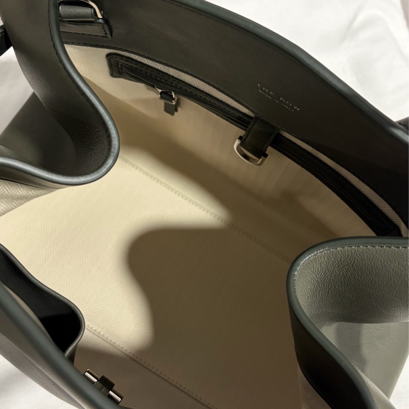 the row Margaux 12 馬鞍皮-5