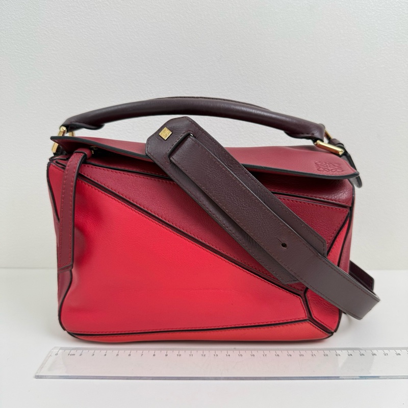 羅意威/Loewe     Puzzle 紅色單肩包 金扣-1