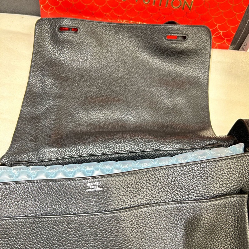 Hermes愛馬仕男士雙扣郵差包斜挎包  框Q刻 尺寸38×29，togo皮🈚附件-6