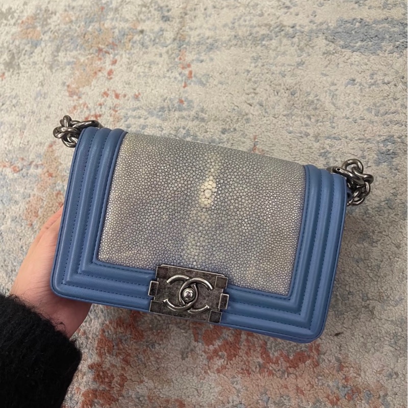 全新全配❤️ 香奈兒 #霧霾藍 #珍珠魚皮 #leboy20 #小號-1