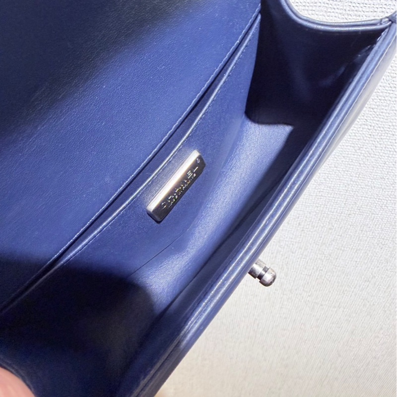 全新全配❤️ 香奈兒 #霧霾藍 #珍珠魚皮 #leboy20 #小號-14