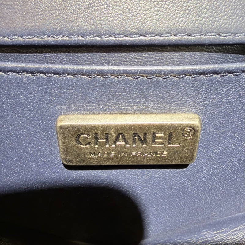 全新全配❤️ 香奈兒 #霧霾藍 #珍珠魚皮 #leboy20 #小號-15