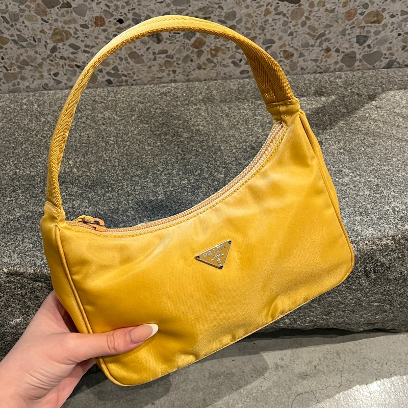 🏷Prada hobo-2