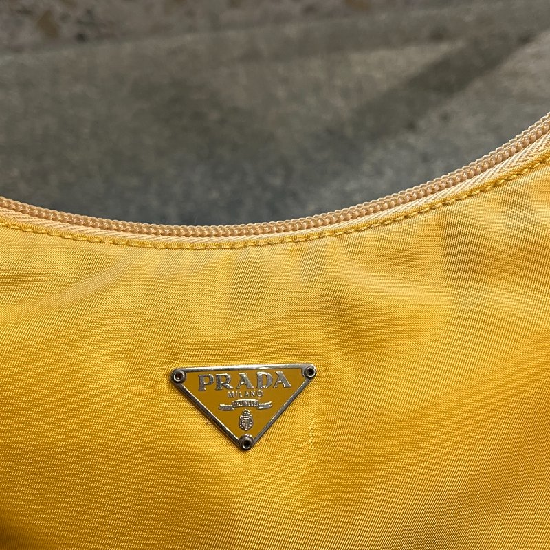 🏷Prada hobo-3