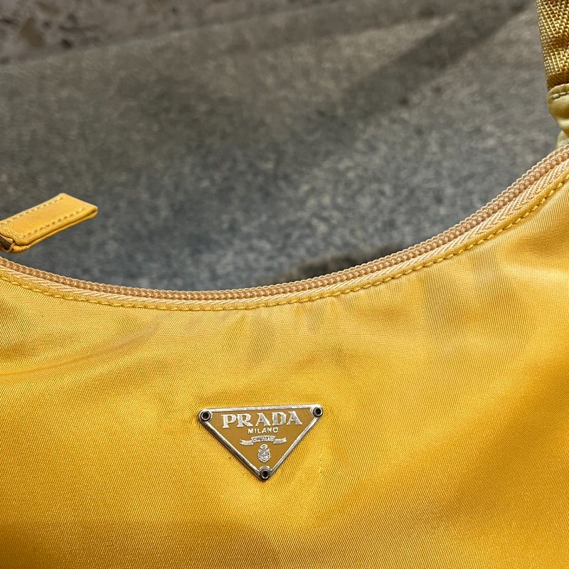 🏷Prada hobo-11