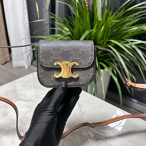 Celine賽琳！mini凱旋門老花豆腐包