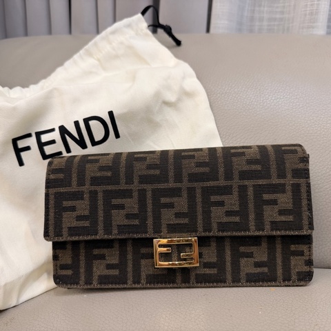FENDI WALLET ON CHAIN 老花 woc