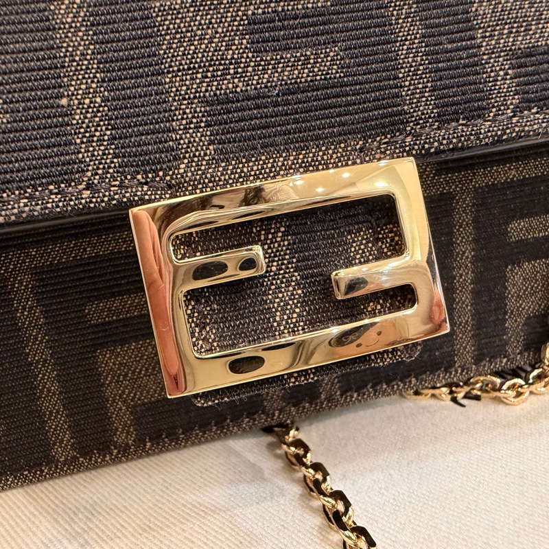 FENDI WALLET ON CHAIN 老花 woc-9