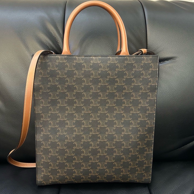 Celine賽琳！CABAS凱旋門老花小號tote琴譜-1