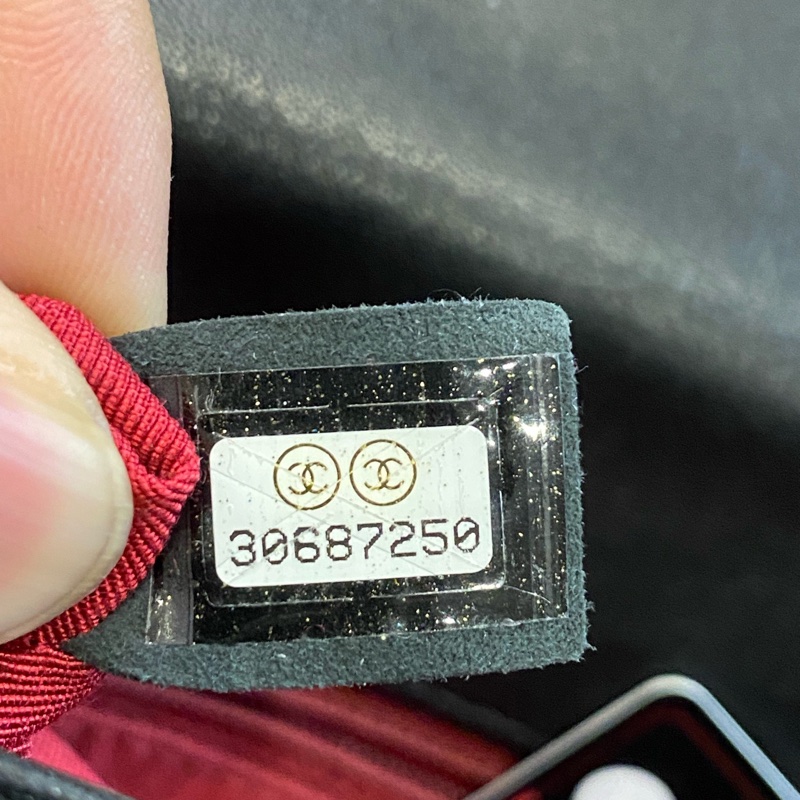 CHANEL19手袋  亮色小羊皮、金色金屬、銀色金屬與釕色金屬 16.0 × 26 × 9.0 鐳射30開 單包帶卡-7