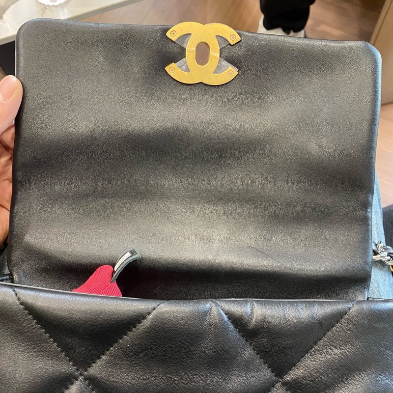 CHANEL19手袋  亮色小羊皮、金色金屬、銀色金屬與釕色金屬 16.0 × 26 × 9.0 鐳射30開 單包帶卡-8