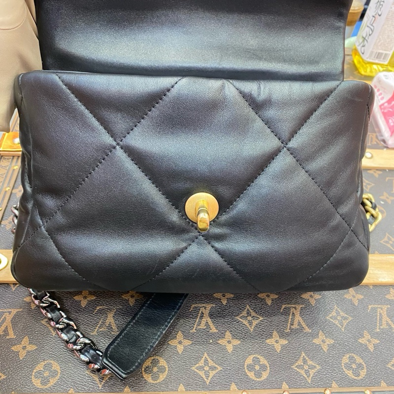CHANEL19手袋  亮色小羊皮、金色金屬、銀色金屬與釕色金屬 16.0 × 26 × 9.0 鐳射30開 單包帶卡-9
