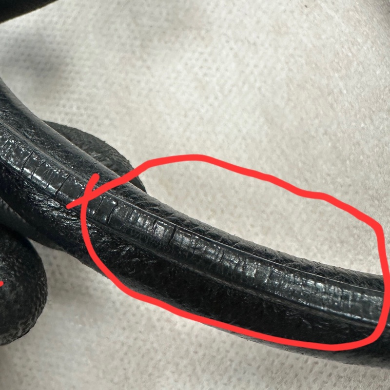 LV可手提、斜背兩用包，斜背袋可拆-8