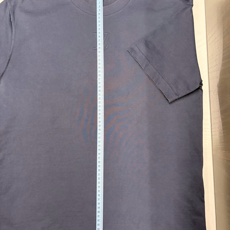 LV路易威登 LOUIS VUITTON 98新浮雕LOGO藏藍色M短袖T恤-12