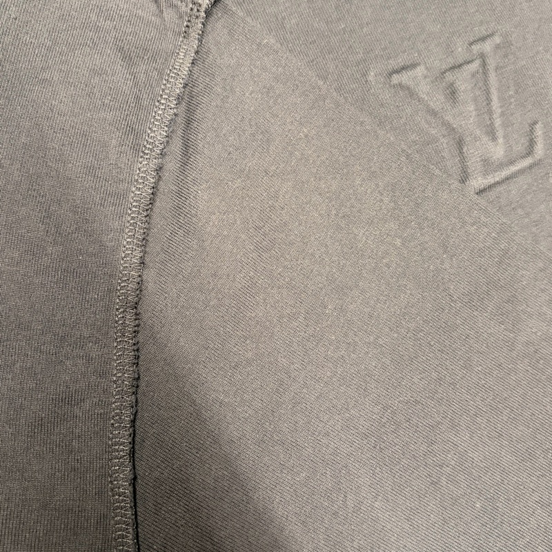 LV路易威登 LOUIS VUITTON 98新浮雕LOGO藏藍色M短袖T恤-16