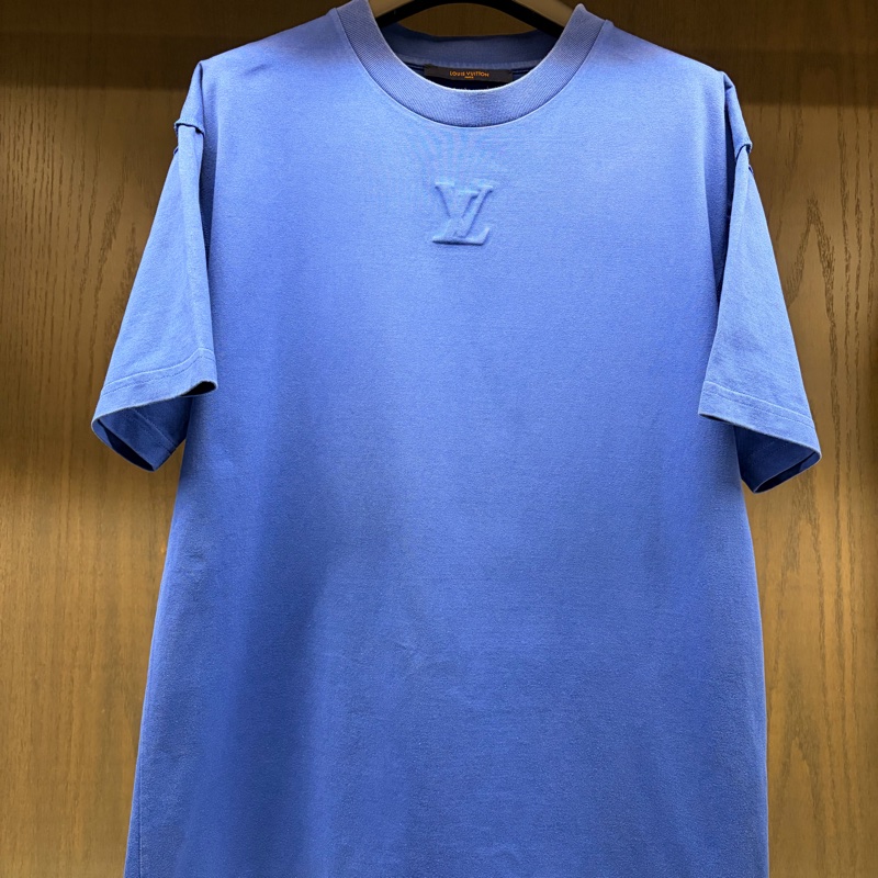 LV路易威登 LOUIS VUITTON 95新浮雕LOGO藍色S 短袖T恤-0