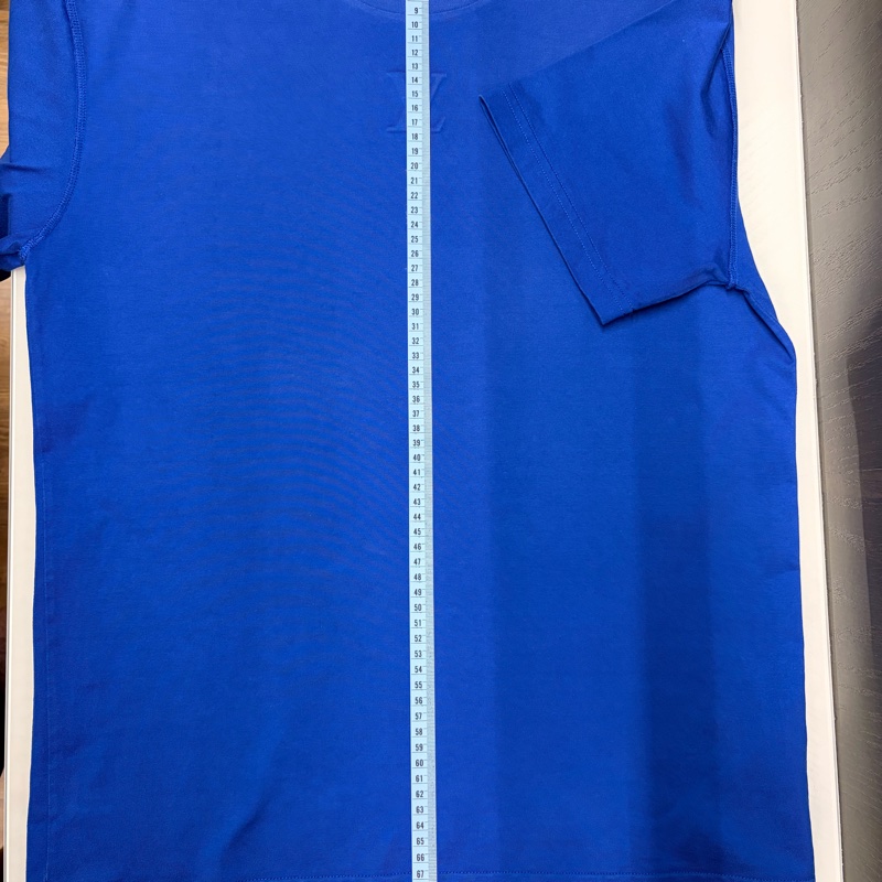 LV路易威登 LOUIS VUITTON 95新浮雕LOGO藍色S 短袖T恤-12