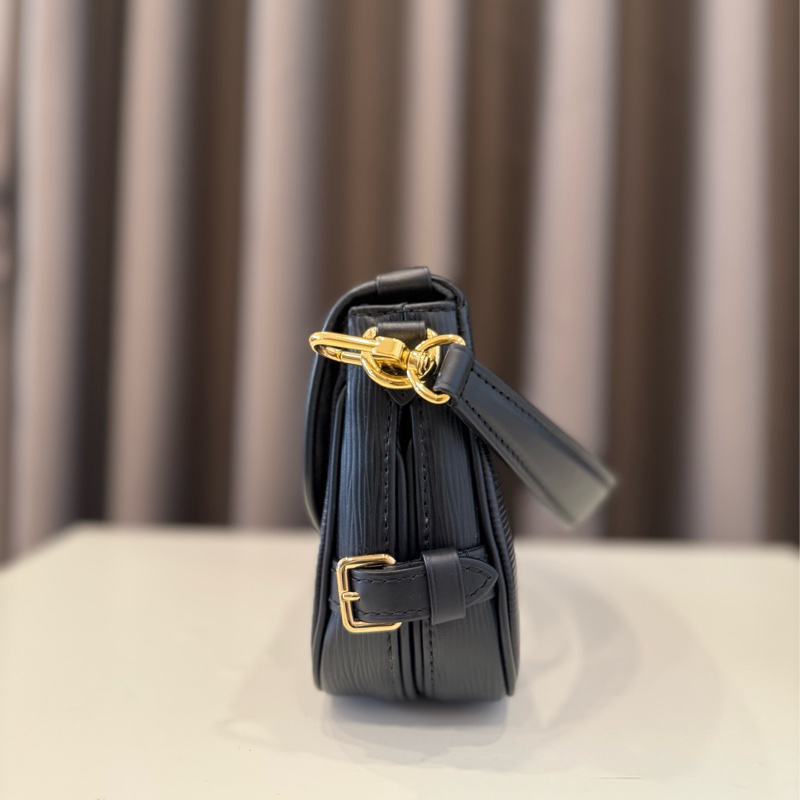 （全配美包）Louis vuitton路易威登LV BB EPI皮革馬鞍斜背包-2