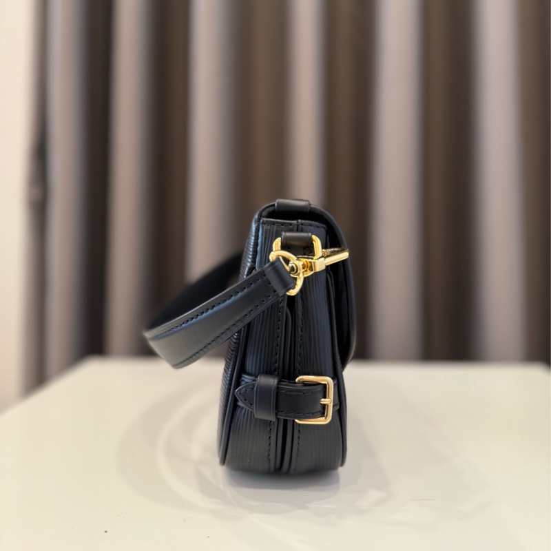 （全配美包）Louis vuitton路易威登LV BB EPI皮革馬鞍斜背包-3
