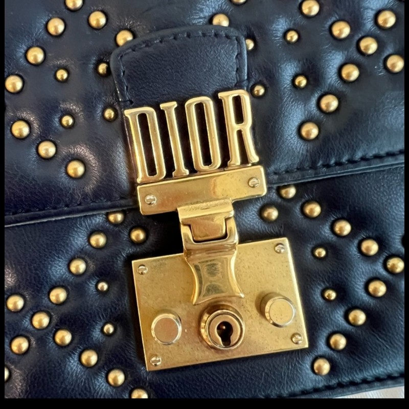 Dior Addict鉚釘羊皮翻蓋包-8