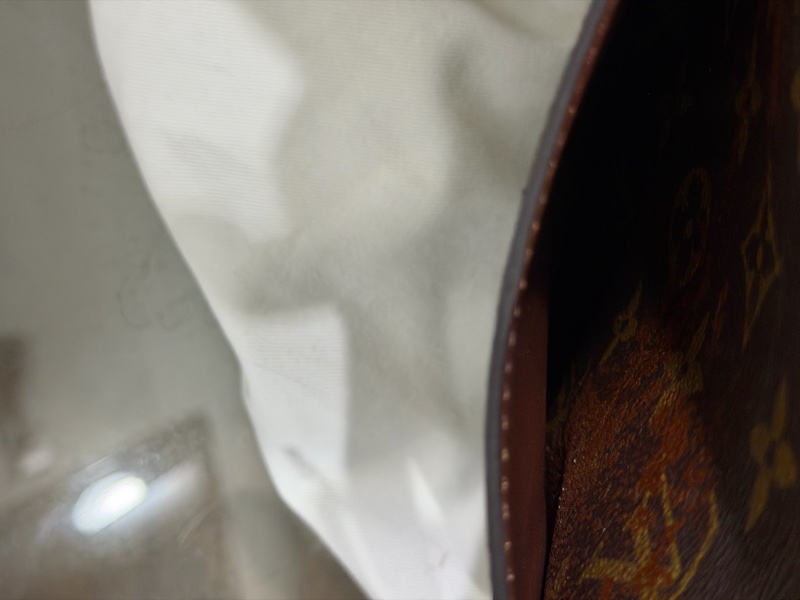 在台現貨 ｜ Louis Vuitton • 經典老花馬鞍包 中號-18