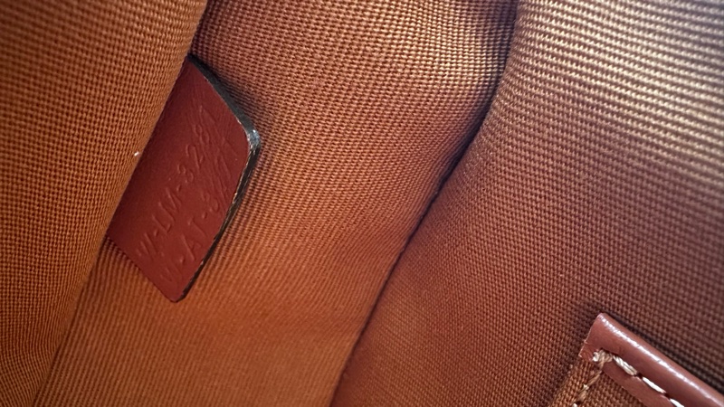 AVA標誌印花及牛皮革手袋-3