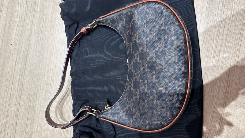 AVA標誌印花及牛皮革手袋-8