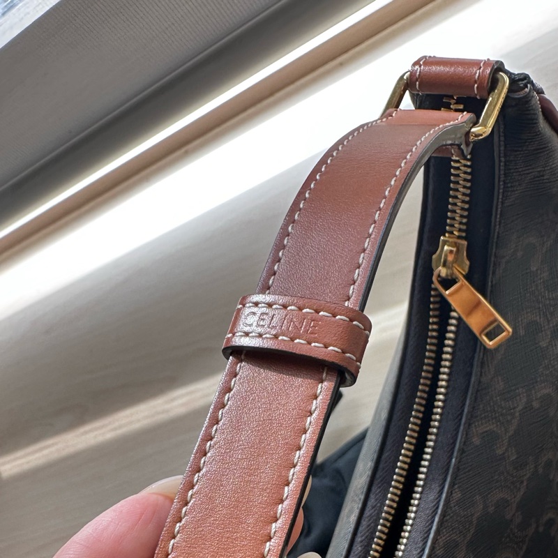 AVA標誌印花及牛皮革手袋-21