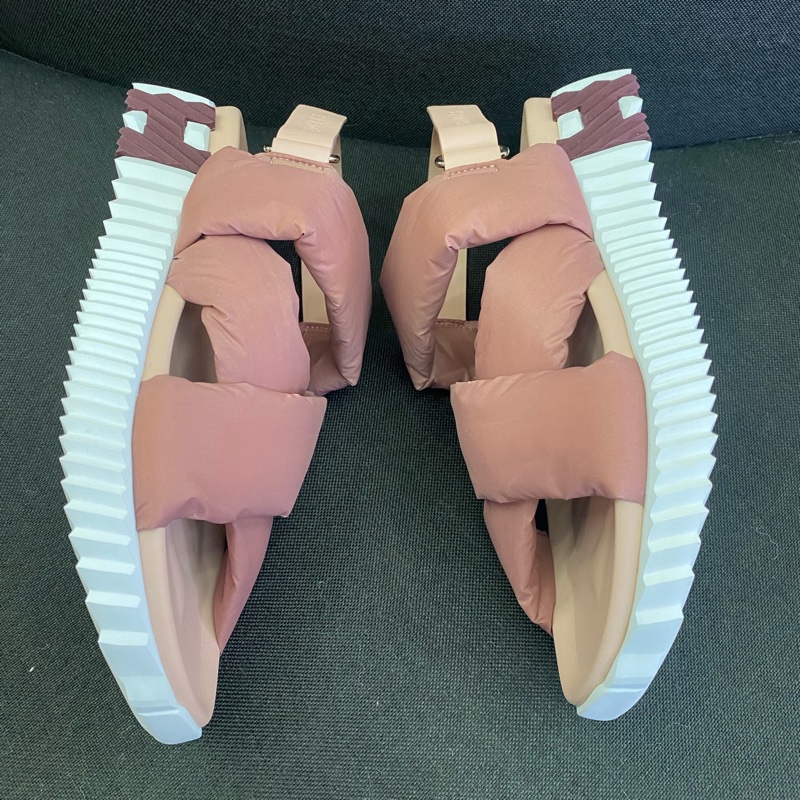 閒置未使用 Hermes愛馬仕春夏Electric 涼鞋 38碼 附件：盒+塵袋-2