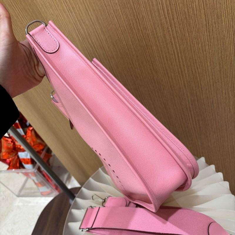 HERMES愛馬仕 Evelyne29 奶昔粉銀扣 肩背包-3