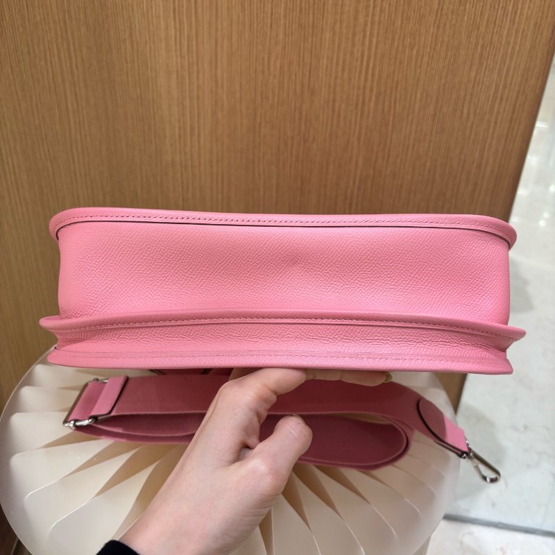 HERMES愛馬仕 Evelyne29 奶昔粉銀扣 肩背包-4