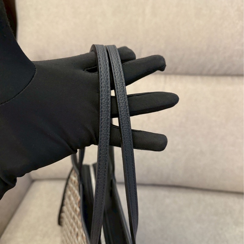 Goyard 新款黑色hardy-5