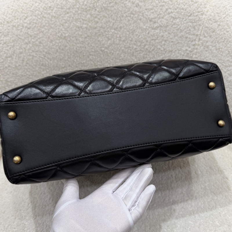 Chanel香奈兒 黑金油蠟牛皮托特包單肩包 底長31cm 23開有卡。-10