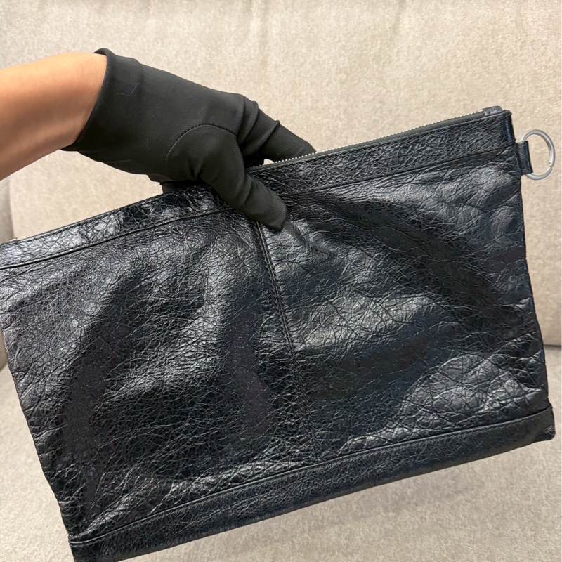 巴黎世家手拿包-2