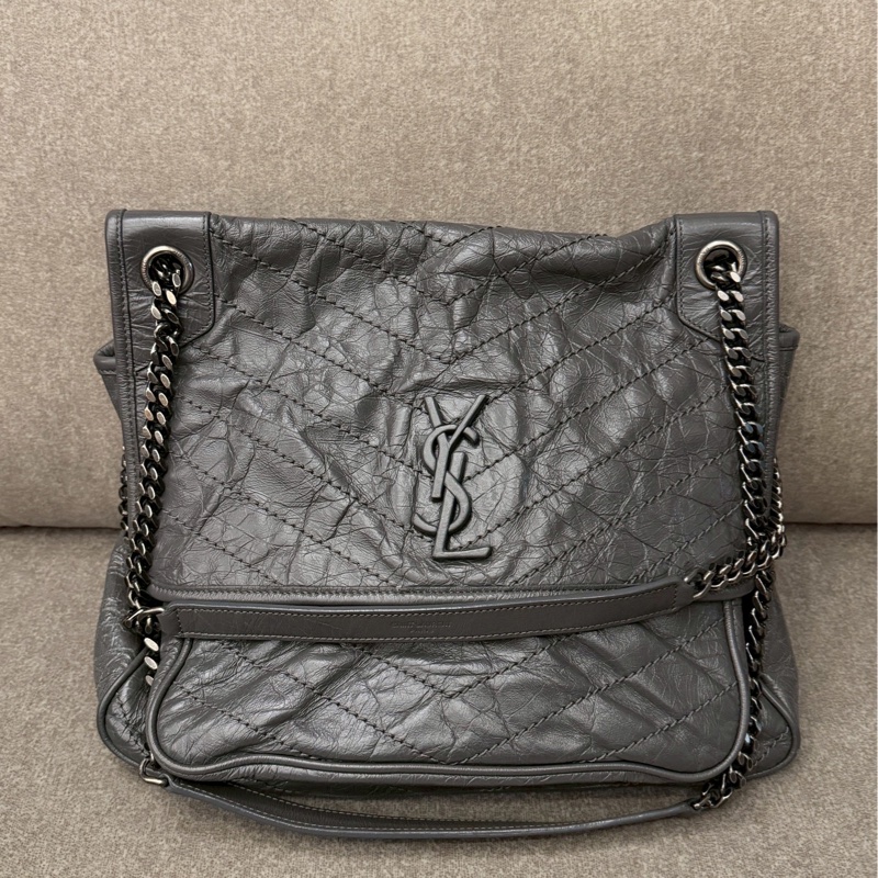 YSL大號水泥灰NIKI-0