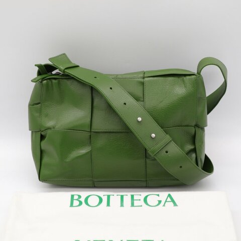 超級新（新款♥️男女皆可）Bottega Veneta 寶緹嘉 Arco 草綠色 牛皮 大格子 編織 相機包