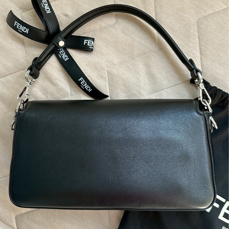 Fendi 25週年限定款❤️全台灣唯一一顆釋出❤️98新、配件完整⭐️-6