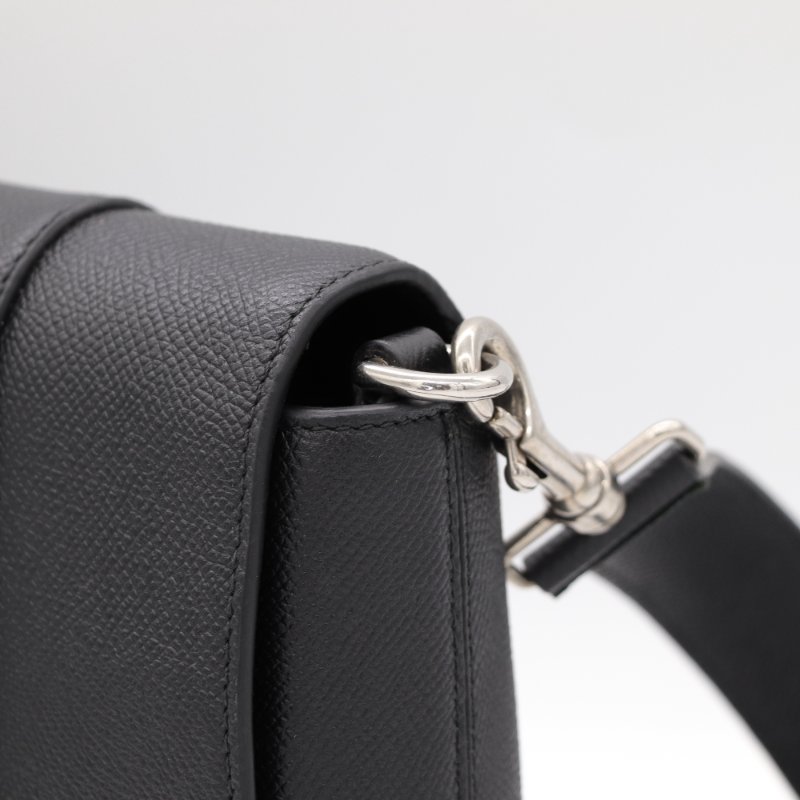 Balenciaga 巴黎世家 DOWNTOWN 粒面小牛皮 斜背包-5