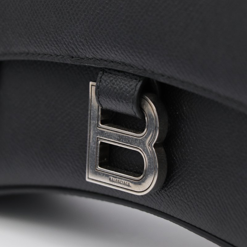 Balenciaga 巴黎世家 DOWNTOWN 粒面小牛皮 斜背包-6