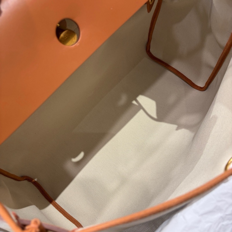 全新閒置U刻Hermes愛馬仕金棕米色帆布herbag39 手提斜挎包 有鎖鑰匙 附件：防塵袋 盒子-3