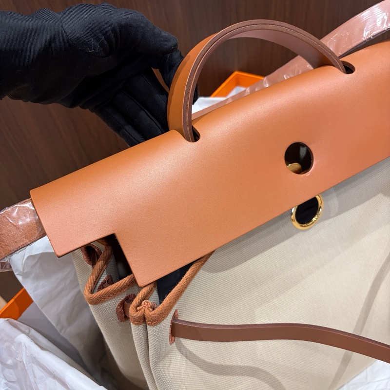 全新閒置U刻Hermes愛馬仕金棕米色帆布herbag39 手提斜挎包 有鎖鑰匙 附件：防塵袋 盒子-4